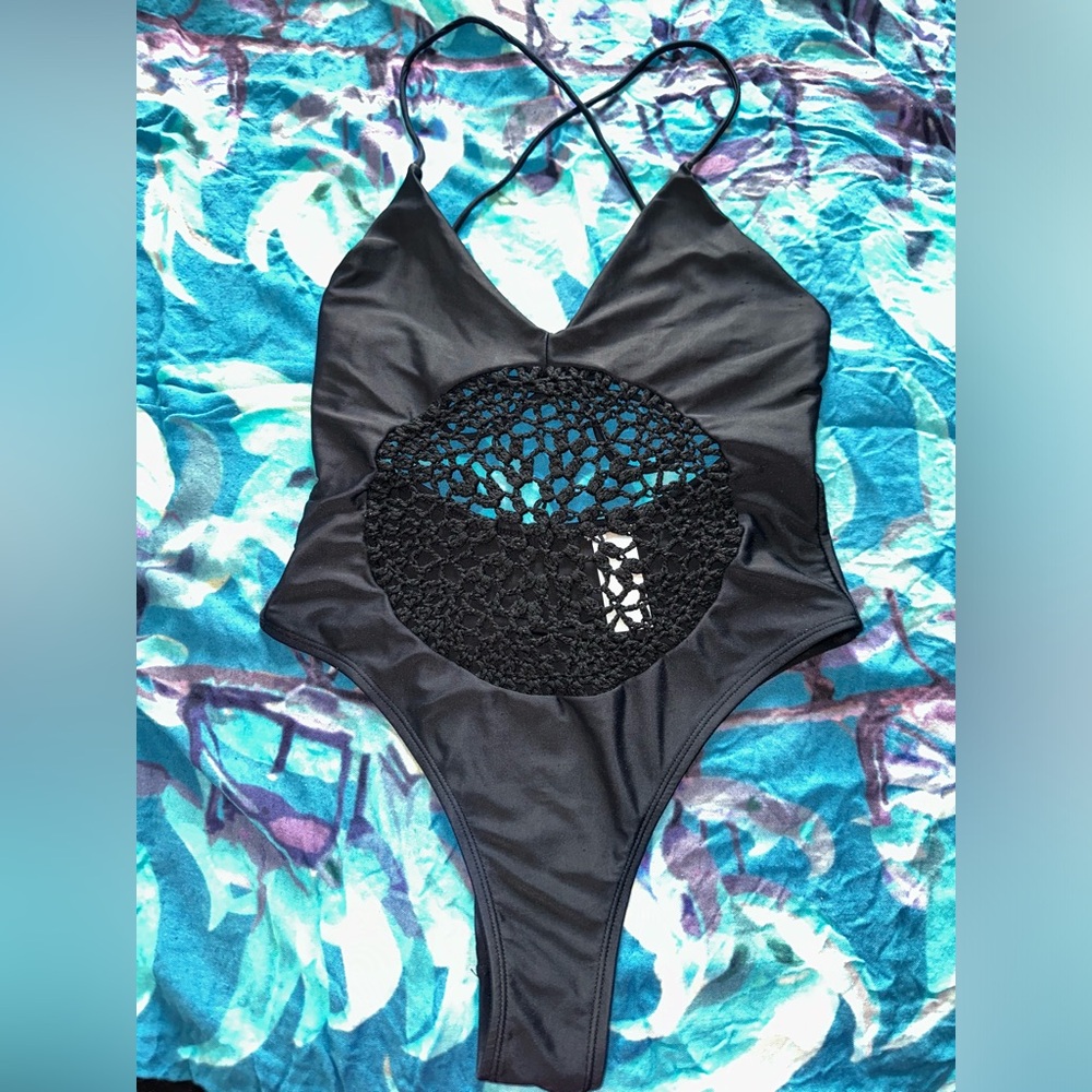 🖤BOHO BLACK ONE PIECE KINI🖤